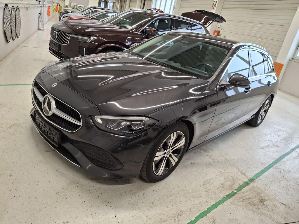Mercedes-Benz C -lass 220 D 4mati T Autom. 147KW